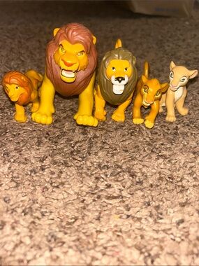 Lion King Vintage Toys 90’s Mufasa Simba Young Simba Nala